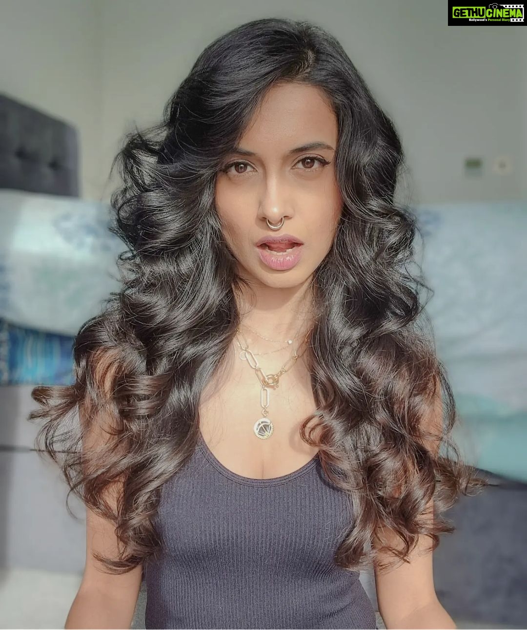 Sarah Jane Dias - 10.5K Likes - 🔥
.
comment a caption 😜
.
i wanna hear from the girls! you feelin' your fire today?
.
#whoruntheworld #fire #thisgirlisonfire #summersolstice #letthesunshinein