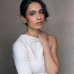 Sarah Jane Dias Instagram - i've been havin' dreams...