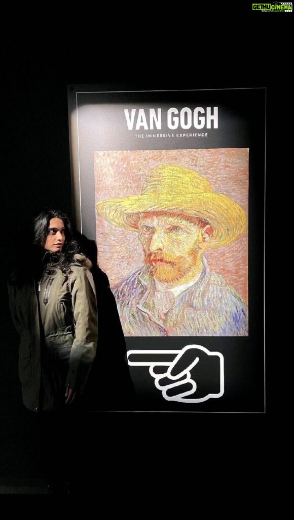Sarah Jane Dias Instagram - an evening in London... . @vangogh.experience @coppaclub . i've been a Van Gogh art fan for as long as I can remember. so this immersive exhibition was totally up my alley. loved that you got to experience an actual feel of the artist's life and notable moments that led to his his creations and LOVED the VR bit! . dinner in the beautiful igloo styled seating was something that's been on my to-do list for ages! so i'm so glad i got to do this and also, the food was on point! . #vangogh #vangoghexperience #coppaputney #coppaclub #londoncityworld London, United Kingdom