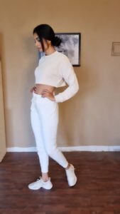 Sarah Jane Dias Instagram - on fire for you...
.
@styledbyzainabb @danica_drego #instareels #instareelsindia❤️