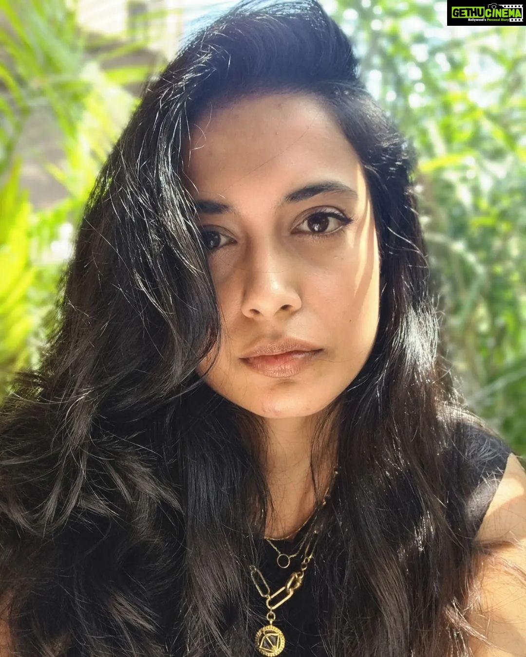 Sarah Jane Dias - 10.2K Likes - #nofilterfriday
.
#nofilter