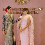 Sarah Jane Dias Instagram - oh what a night! . #redcarpet #nmacc #neetamukeshambaniculturecentre
