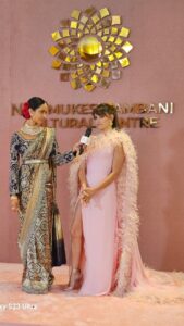 Sarah Jane Dias Instagram - oh what a night! . #redcarpet #nmacc #neetamukeshambaniculturecentre