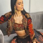 Sarah Jane Dias Instagram - Ritu Kumar - making women feel like queens, since 1969 . i wore Ritu Kumar to the Miss World in 2007. the garments made me feel like a queen then and they made me feel the same now. thank you Ritu. . #ritukumar #indiandesigners #indiandesigner #indianfashion #Indian #indianwear #proudtobeindian #fashiondiaries #fashion #fashion fashion . hair and makeup - @cheragsmagicalmakeovers @jayshreethakkarhairartist @makeupbyshilpa_vr styling - @jhanvi_pallicha outfit - @ri_ritukumar @ritukumarhq shoes - @paioshoes jewellery - @kavyapotluriofficial