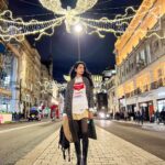 Sarah Jane Dias Instagram - very proud of how this outfit turned out... and oh yea, the lights are kinda pretty too... . #londonstreetfashion #londonstreetphotography #fashiondiaries #fashion #londondiaries #streetfashion #layers #howtolayer Picadilly