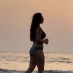 Satarupa Pyne Instagram - Have a secret good taste for Sunsets and Champagnes ;)🥂..‼️