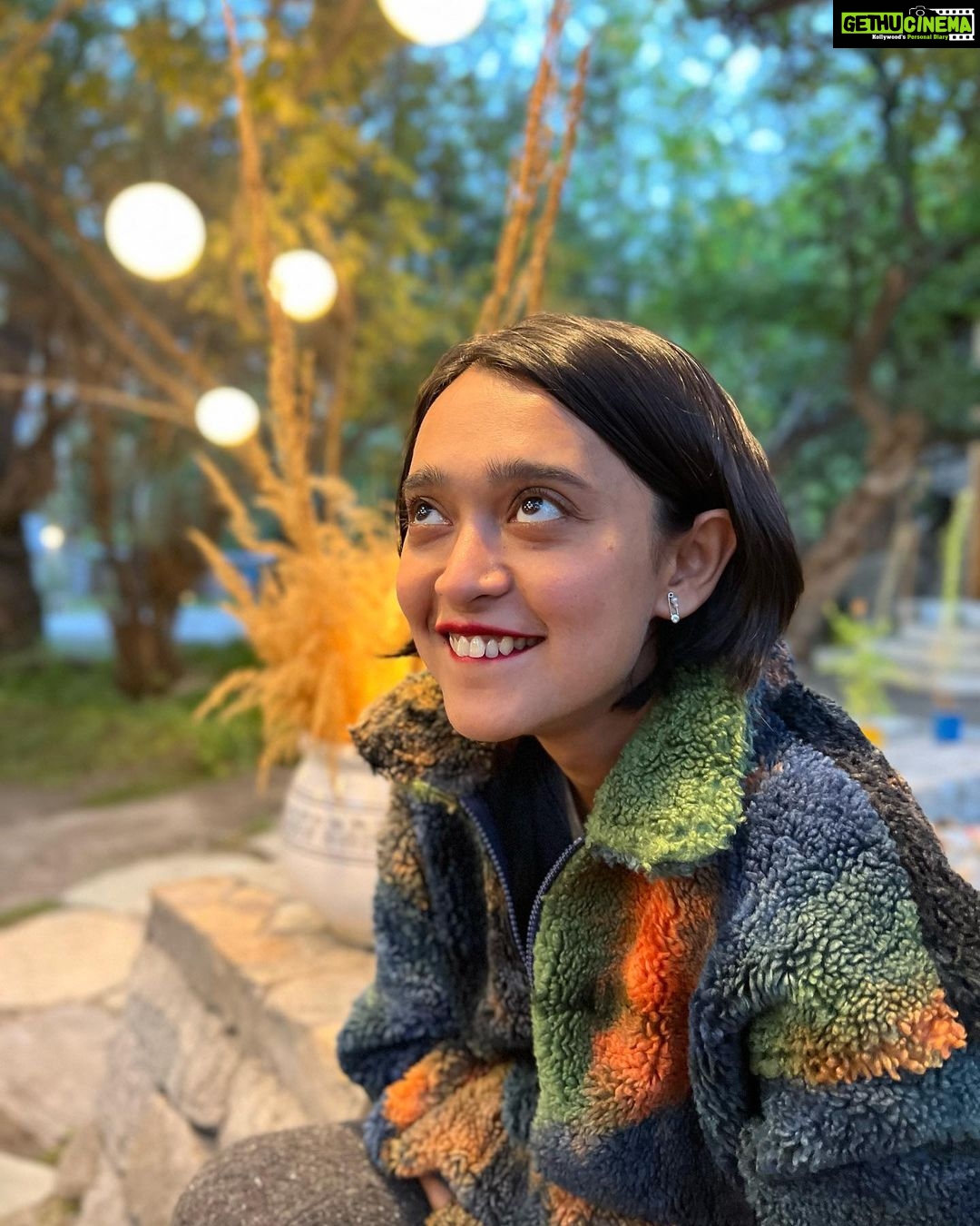 Sayani Gupta Instagram - Moods waiting for food #ladakh Hundar, Leh