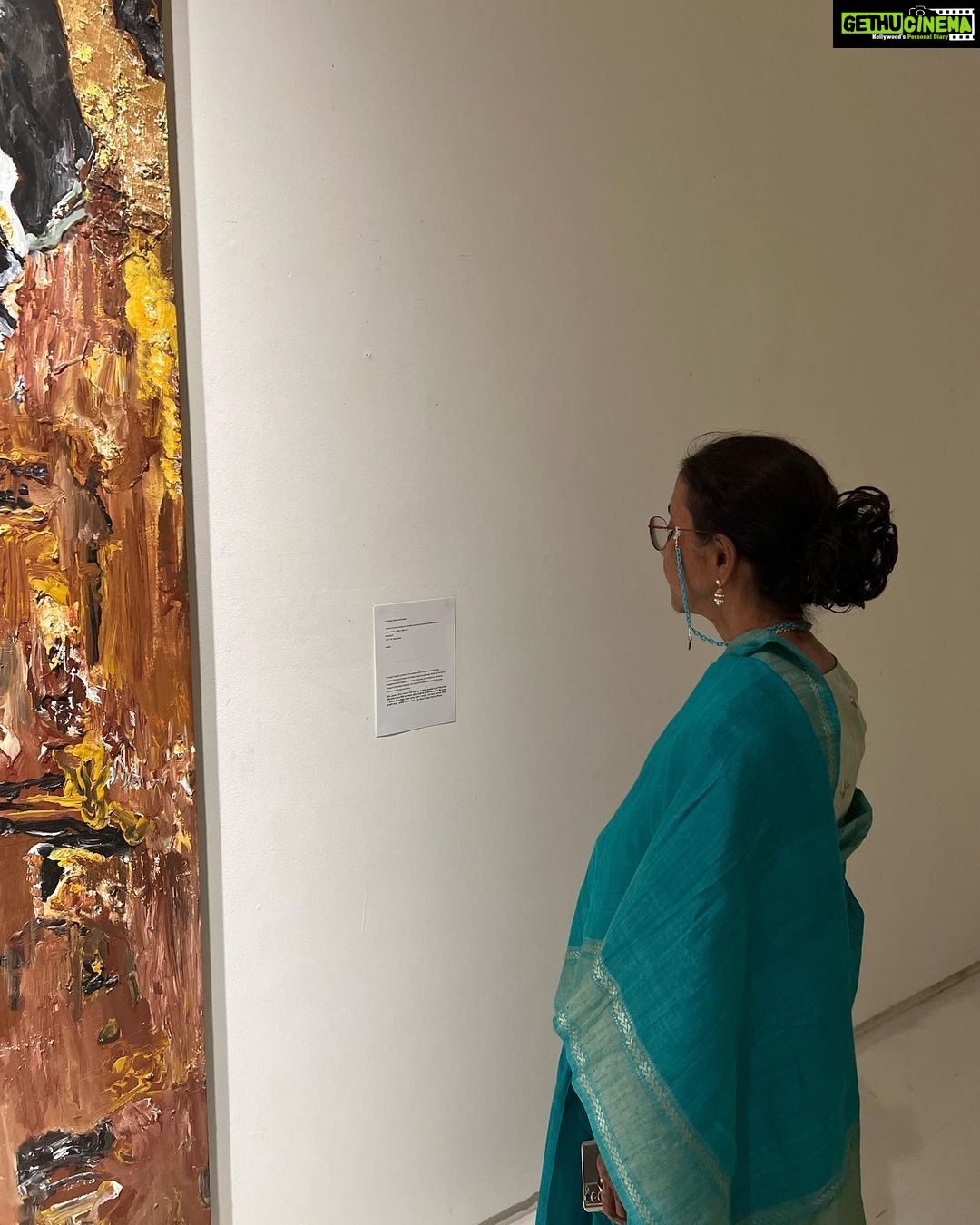 Sayani Gupta Instagram - I often struggle finding my footing in Bollywood. I started from art and end in fine arts and performing arts. I come from a family who celebrated art, practice art and are extreme artists who survive through communication through art via politics. We are proletariat pedestrian practitioners of art. We are.. rasta! My brother is a stalwart in the art world and he is one of the biggest reasons I do what I do. As I still struggle, I watch him glide! Here’s my inspiration and my blood.