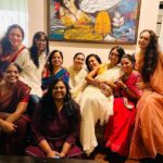 Sayani Gupta Instagram - Ganpati Girls At The Seth’s @shru2kill @bombaychowparty @minimathur @smritikiran @sheetal_menon @dipannitasharma @pita.chat @mariagorettiz @jaya_misra 📸 @bejoynambiar