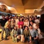 Sayani Gupta Instagram - @kaushaloza made an impeccable film with an incredible set of people called #junaagadh It’s out on @largeshortfilms and has some brilliant performances, cinematography, sound design & music! It’s a poetry of loss, love, heartbreak, roots and humanity. It was also an unexpected mini FTII Reunion and we were all just ecstatic and grateful to be meeting each other after years (some after even 11 years) and know that no matter which part of the world we are in, how many years we meet after.. ftii tribe will always be the warmest spot in our hearts! And also met some of my batchmates!!! The notorious 2008 batch! 😄 @rasikadugal @naseeruddin49 @rajarjunofficial @padmavatirao #udaychandra and the cat! What fabulous performances! @doorbeenwaala @bigyna Have outdone themselves!@girish_jotwani @megovindaraju @sashwat Congratulations guys! Pantar gang.. @goraxnath @g.y.a.n.i @paramitagh @rukshana_tabassum @shreyagupta13 @shaibyarakesh @cinemical @ashishsverma @ronjinichakraborty @anindyashankardas @neelanjanaborthakur @karthiknganesh #prateekvats @singvikram.83 @niteingoel @anishjohn83 #ravi #bhansali @satchitpuranik @debmedhekar @kunalchandra2005 & company! We all remembered #shedgeji and toasted to the spirit of him that glue us together still and make us what we truly are. Ftii is the blood in our veins and we will always be connected. No matter what. To celebrating cinema and comradeship!