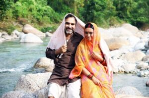 Sayani Gupta Instagram - Dreamy eyed with this Dreamy Man! #Sherdil - The Pilibhit Saga releasing on 24th June 2022 In Theatres near you!!! @srijitmukherji @pankajtripathi @neerajkabi @sayanigupta @tseriesfilms #BhushanKumar #KrishanKumar @shivchanana @reliance.entertainment @vivekbagrawal