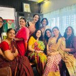 Sayani Gupta Instagram - Ganpati Girls At The Seth’s @shru2kill @bombaychowparty @minimathur @smritikiran @sheetal_menon @dipannitasharma @pita.chat @mariagorettiz @jaya_misra 📸 @bejoynambiar