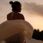 Sayani Gupta Instagram - #throwback Srilanka 🌅