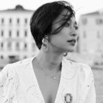 Sayani Gupta Instagram – The beautiful @zeustate took these photos of me on her camera. While we were chilling/walking/sitting in the boat. 
Somehow it feels quite special now to be photographed with a real camera as opposed to the phone. 

These photos are like her love letter to me.
Since the moment we met on a boat (randomly) in Venice, we couldn’t stop talking.
She came to Florence to stay us and we had the most beautiful time.. from carrying around her heavy bag, to getting too lost in conversations to remember to eat, to hunting for food across town, to having the most hilarious adventures to finally finding the most massive, most expensive stake of our lives. But we came out a winning team!

We said bye and tore ourselves apart.
As @eshwarlog and I went to pick our luggage at the train station, leaving little flowers for her and requesting the guy to hand it over to her when she comes, we bumped into her within a minute at the platform.

It was meant to be. We three were meant to meet. We were meant to have a Venetian, Florentine holiday together!

It amazes me on how easy it is to find people from your tribe! If your intent is strong I guess! 
Just grateful to find beautiful souls! 
💐🍀🤍🌸

#venice #florence #italia Venice, Italy