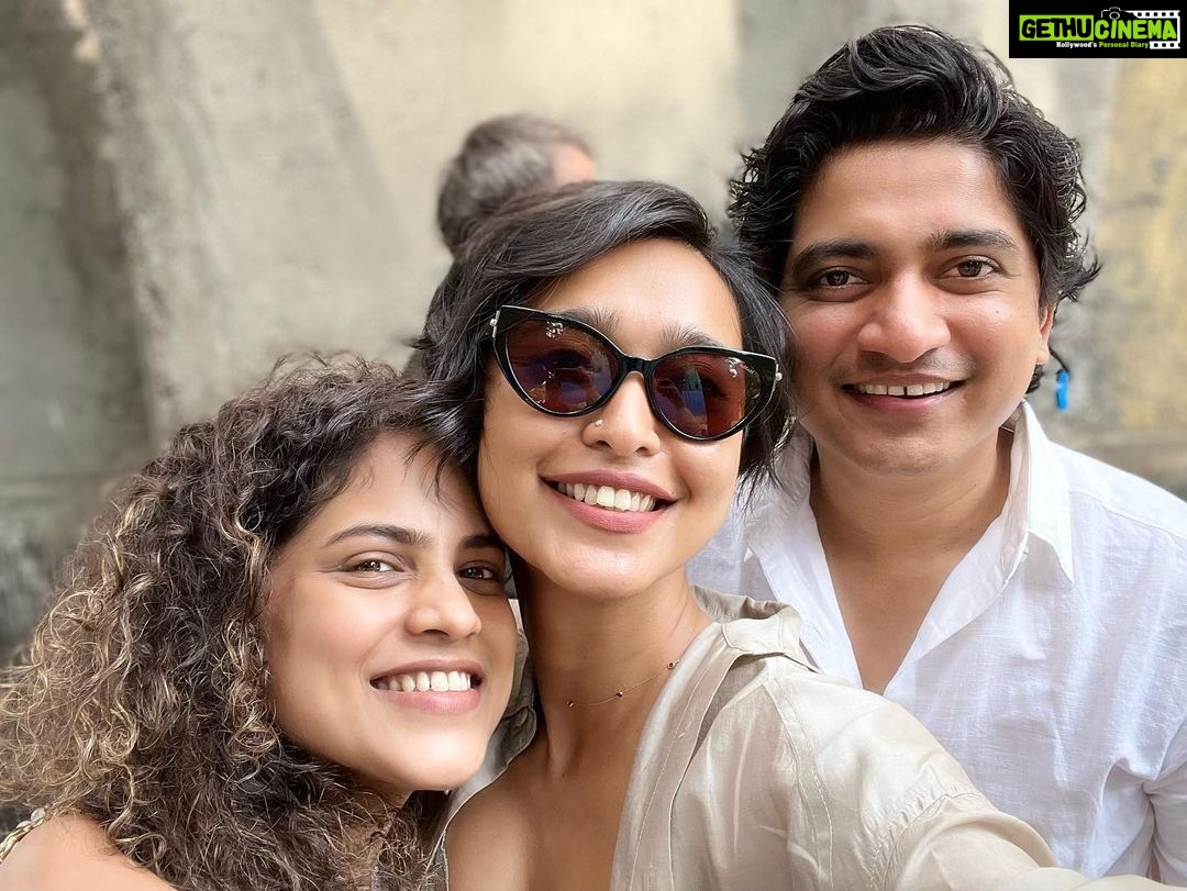 Sayani Gupta Instagram - πββοΈπwith the cuties @rohan_jagtap_ @deepalid10 π€π€