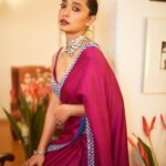 Sayani Gupta Instagram - Iftaar Night @vvanivats @amrapalijewels @ishhaara @ascend.rohank @eridani.in Team @shreejarajgopal @sitalmakeup @paloshell 📸 @kadamajay 🍇