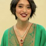 Sayani Gupta Instagram – Catch our gorgeous #CoverStory star @Sayanigupta get candid in this super fun tête-à-tête with @azafashions. From Sayani’s current celebrity crush and her 14 nicknames to the cringiest thing she did as a teenager and who she was in her past life, we asked it all. Watch the video to find out the answers and make sure you stay till the end to hear her singing! 😍 

Get to know the self-made star and read all about her journey to success in our #AzaCoverStory (link in bio): https://www.azafashions.com/coverstory_sayanigupta

Videography: @rommelclick

#Aza #AzaFashions #AzaMagazine #MagazineCover #Bollywood #Celebrity #CelebrityStyle #PayalKhandwala #CelebrityFashion #FourMoreShotsPlease #SayaniGupta