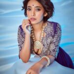 Sayani Gupta Instagram – @azafashions presents #CoverStory starring the vivacious @SayaniGupta.

Sayani shares strong bonds with noted industry names like #NaseeruddinShah and #KalkiKoechlin, among others. Talking about her soul sister-like friendship with Kalki, she says: “We met at an early stage in my career and she’s still one of my closest friends. Earlier we would have frequent sleepovers. She was the first one to connect me to a stylist. She was also the first one to make me practice walking in heels. She would be like, ‘Take these and walk up and down, in front of me’! (laughs) She’s taught me a great deal. Even makeup, you know? I’d borrow her makeup. We still exchange clothes. Most of the sports bras you see in my closet are borrowed from Kalki!”

Get to know the dynamic actor and read all about her journey in our #AzaCoverStory (link in bio): https://www.azafashions.com/coverstory_sayanigupta

On Sayani: @jayantireddylabel
Necklace and bangle: @tribebyamrapali

Editor: @devanginishar
Photographer: @kadamajay
Interview: @sreemita_bhattacharya
Styling: @shreejarajgopal
Hair: @deepalid10
Makeup: @sitalmakeup
Artist’s Reputation Management: @raindropalterego
Coordinator: @thatgirlinabob

#Aza #AzaFashions #AzaMagazine #MagazineCover #Bollywood #Celebrity #JayantiReddy #CelebrityStyle #CelebrityFashion #FourMoreShotsPlease #SayaniGupta