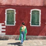 Sayani Gupta Instagram – Green Day

📷 mood, cape & enthusiasm 
By Legend @eshwarlog Murano, Italia
