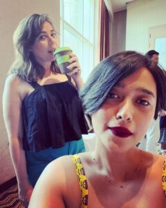 Sayani Gupta Instagram - Reality Vs Instagram With mah bambina 💝 @maanvigagroo