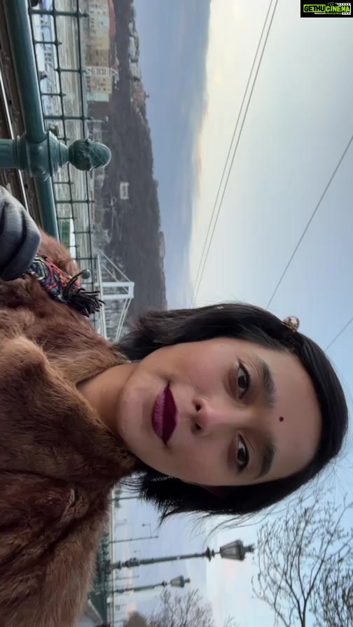 Sayani Gupta Instagram - #lastdaylive Budapest, Hungary