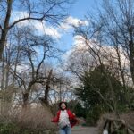 Sayani Gupta Instagram – Wearing 6 layers isn’t easy
But gotta make the most of a rare sunny day
#europediaries
#berlin
