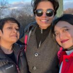 Sayani Gupta Instagram – Missing these two so much already!
Sunset in Berlin yesterday!
@paramitagh @sreya_without_h 
14 years of crazy 
Reunited
FTII to Europe 
#europediaries 
#teenlalona
#berlinebelellapona
#threesisters 
#coldwindwarmheart 
#chhotobodomaajhari
#shorthairgirls Viktoria Park, Berlin
