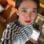 Sayani Gupta Instagram - @stylemati Merry Christmas 🤶 @banerjeeshaket your earrings 🤩