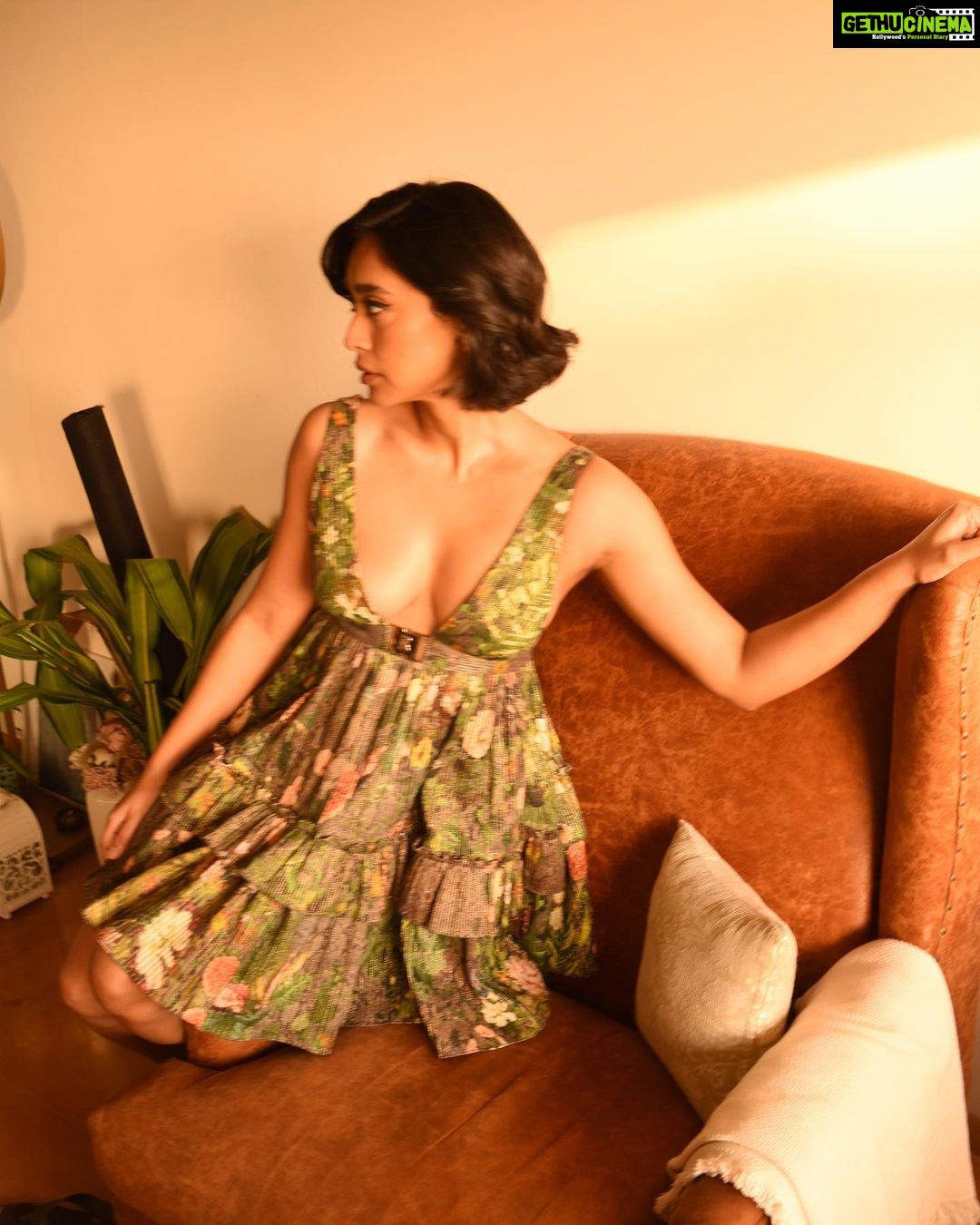 Sayani Gupta Instagram - #jubilee Outfit @rockystarofficial Jewellery @tsaraofficial Heels @charleskeithofficial Make up @eshwarlog Hair @paloshell Styled by @shreejarajgopal Assisted by @dhwanii.jain @nandinijain05 📸 @pehelaggarwal