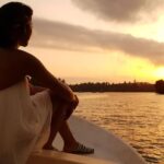 Sayani Gupta Instagram - #throwback Srilanka 🌅