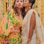Sayani Gupta Instagram – Maan’s ki Mehendi!

This evening was special! Felt like my sister’s wedding.. was surreal and quite emotional!
Fun was had! And the gang was mad!

@maanvigagroo @randomvarun love you both so much!

Thank you for the photos Maans 😂