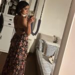 Sayani Gupta Instagram – Felt 🤓 in my new 👗