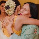 Sayani Gupta Instagram – Maan’s ki Mehendi!

This evening was special! Felt like my sister’s wedding.. was surreal and quite emotional!
Fun was had! And the gang was mad!

@maanvigagroo @randomvarun love you both so much!

Thank you for the photos Maans 😂