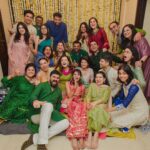 Sayani Gupta Instagram – Maan’s ki Mehendi!

This evening was special! Felt like my sister’s wedding.. was surreal and quite emotional!
Fun was had! And the gang was mad!

@maanvigagroo @randomvarun love you both so much!

Thank you for the photos Maans 😂