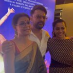 Sayani Gupta Instagram - When @nanditadasofficial asked me to be a part of this film.. one evening in Calcutta, I told her ‘anything for you!’. She took me to her room and narrated the part and I read the script right after. I knew it would be an interesting film and a very very relevant story.. and that @kapilsharma & Nandita’s Jodi would be something worth watching out for! Today while watching the film.. I was transported to the world of Manas & Pratima, for they themselves were completely immersed into their world. The film travels from real to funny to poignant to contemplative while being deeply engaging. While showing you mirrors from all sides & the macroscopic view on society.I was blown away by the intent, brilliance of storytelling and the incredible performances. @kapilsharma is flawless.. this man can metamorphose into creatures of magic while being so damn real! What an incredible honest performance! Thank you Paaji for your talent & the ease with which you do everything! #shahanagoswami is so so beautiful! She glides as Pratima & you come out mesmerised with the spark in her eyes! Ufff! Each actor in the film, makes it what it is! The kids are so so good! @nonslimybong Ranjanda shot it ever so poetically & delicately real. @ghoshrita the home felt like their home. And each corner felt loved in. ❤️ @jabeen_merchant thank you for doing it again! So glad you cut me again! 😂 @saggydeee we are making this a habit & m loving it! Thank you @sameern @applausesocial for making this film happen! This will be one of those films that will stay relevant & special for a long period of time! Thank you Nandita for making me a tiny part of this gem! So honoured! It was Serendipitous. 🤍 Also got hugged and kisses by some incredible women! Day fully made! @azmishabana18 Thank you for your pyaar! So much pyaar! @amrutasubhash love you Janeman! 🫡🌸❤️