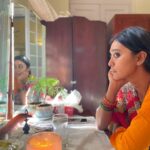 Sayani Gupta Instagram - Lajjo catching Light. #sherdil @srijitmukherji @glamourbeautybysu @asreds9