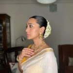 Sayani Gupta Instagram - Most favourite kind of dressing up. No fuss Saree look. Saree gifted by @sheetal_menon Jewellery @curiocottagejewelry Make up @eshwarlog Hair @jrmellocastro The Gajraa is still fragrant 🤍