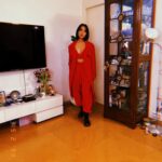 Sayani Gupta Instagram - From no plan to getting dressed in a jiffy only cause I have the best team! They are just unbelievable. 🎈❤️🤞🖤💃 @eshwarlog @paloshell @dhwanii.jain @shreejarajgopal Wearing one of my favourite homegrown & go to brands @stylemati 💋