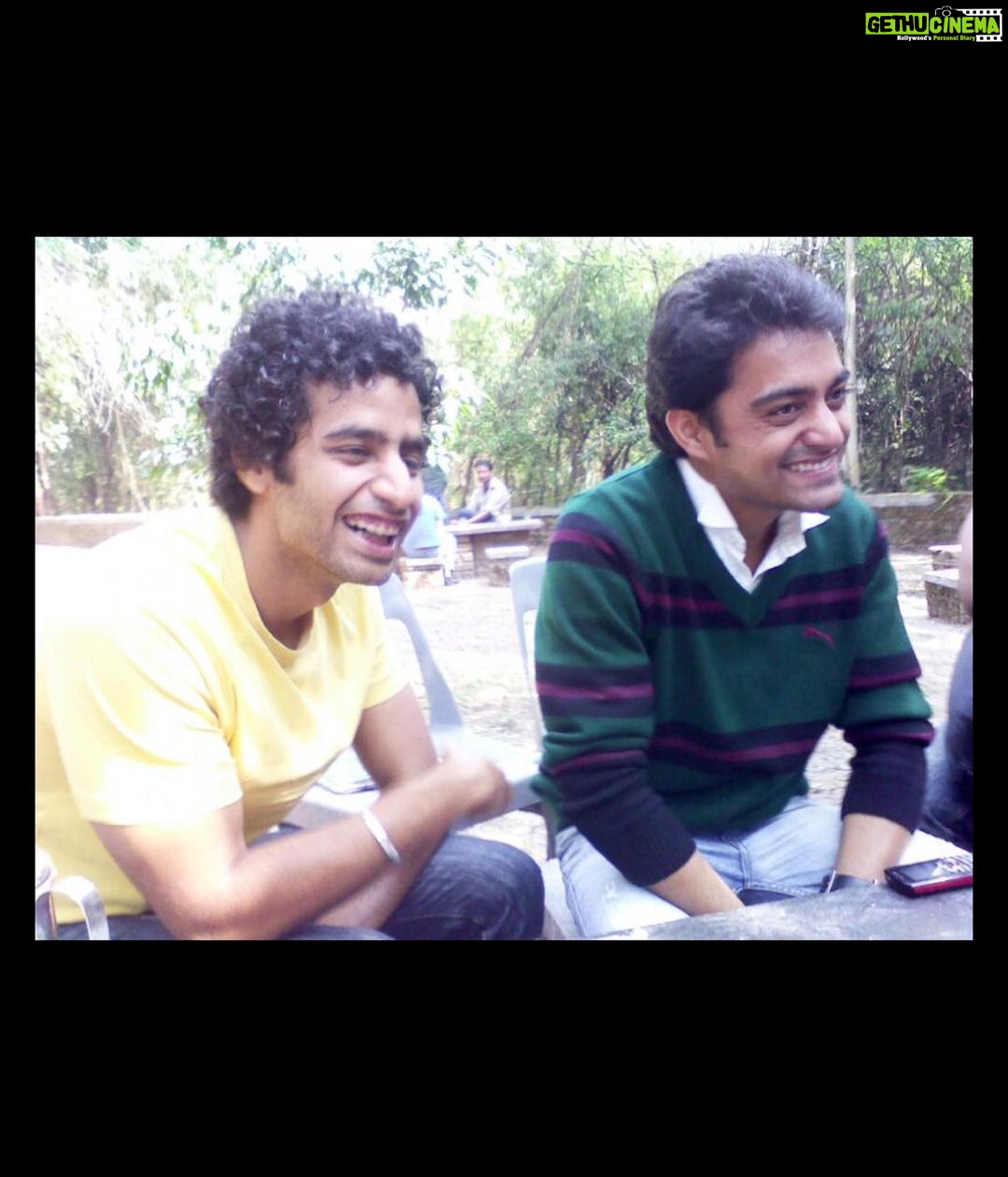 Sayani Gupta Instagram - If you have seen #Farzi you can’t forget this guy! Right? Bhuvan and I met on our first day of the FTII selection workshop.. in 2008. Once you saw Bhuvan, you couldn’t forget him.. so we became friendly. Mostly making fun of each other during the meagre breaks between 50 rounds of acting exercises each day, all day, for 4 days. We both got through. We became friends. Still making fun of each other. He was one of the best in CLOWNING class. Had a natural goofy funny bone in him. I remember a workshop in acting class, with both of us.. in bed, in the scene.. as the class of 20 along with the teacher watched the scene play out.. Bhuvan (with his ingenious choices) thought it would be completely ok, without anyone noticing, to take glycerine in his eyes to cry in the middle of the scene. I, along with everyone in the room couldn’t believe what just happened. We laughed for months. That’s the beauty of acting school that you can do shit & you laugh & learn from it. Bhuvan for one remembers everyone’s exercises with the minutest details. We all.. learnt, laughed, cried, fought, had magical experiences, heartbreaks all together.. like you do in acting/film/art schools. But you also create a bond that surpasses time. Cause during this time, we also realised our love for the craft and the hunger to touch a few moments of Truth through the work we hope to do. I have been waiting for Farzi.. for him. And I expected him to do a good job. But last night when I saw the whole show, I came out engulfed by Firoz. He was so wholesome, and for me the Soul of the show. I thought Bhuvan ate the opportunity thrown at him, he grabbed it, worked bloody hard and came out there and knocked it out of the park! I am ecstatic for him cause this would open numerous doors for him🤞.. but also.. that hunger that binds us all in a way.. is simmering up and he is raring to go! That’s the journey I am proud of.. for him.. for us. And honestly there’s no greater joy than seeing your own people smash it! When one of us wins, we all win. So here’s to all actors who have come before us, paved the way, made it a little easier.. and those who will come after us! ❤️💪🦋🍀 @bhuvanarora27 💫