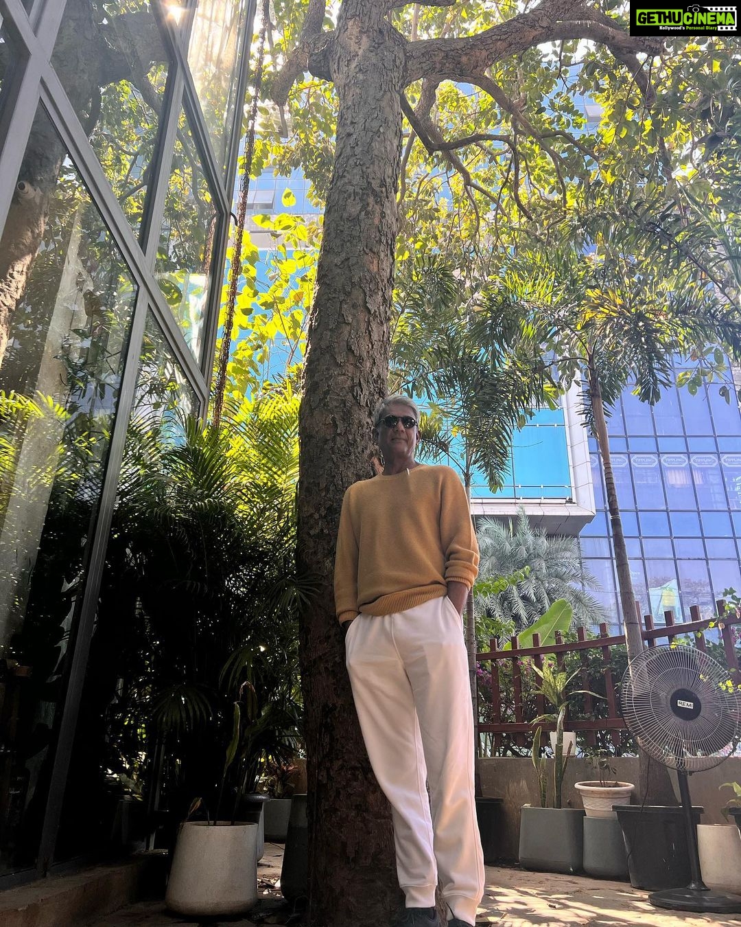 Sayani Gupta Instagram - Towards Light! @_adilhussain 🤍💛