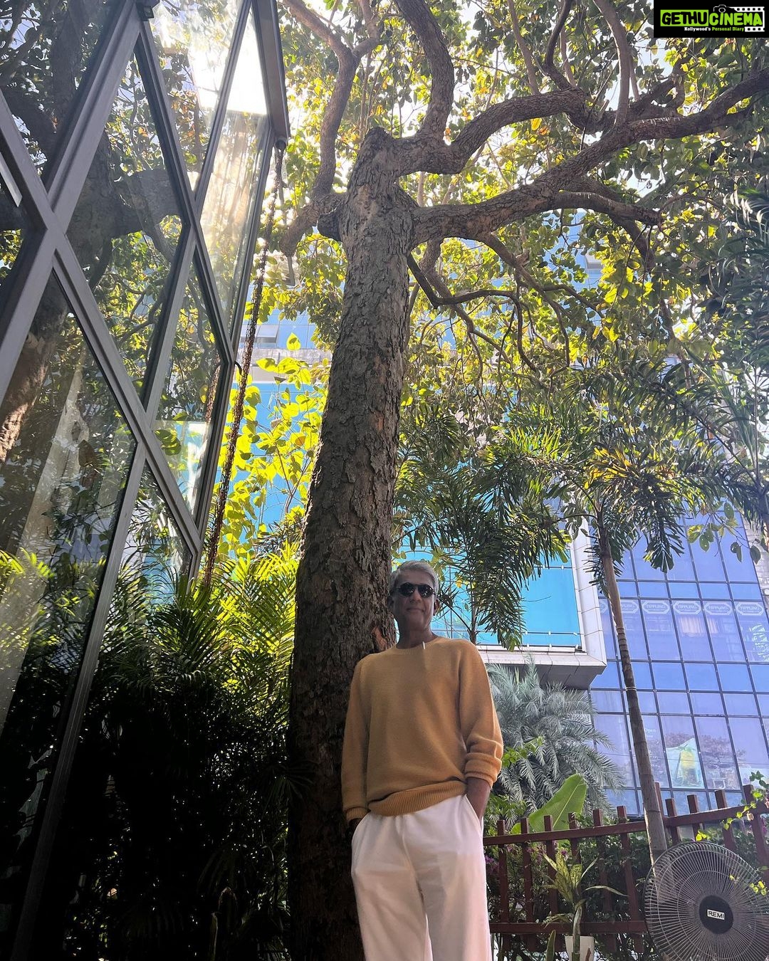 Sayani Gupta Instagram - Towards Light! @_adilhussain 🤍💛