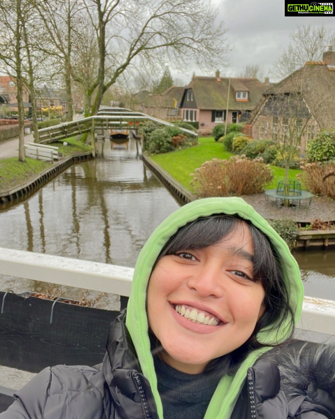 Sayani Gupta Instagram - The prettiest village in the world.. they said. Well, it was even more perfect. #giethoorn is just ððð #zaanseschans ðĶĒð Giethoorn Village Netherlands