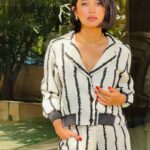 Sayani Gupta Instagram - Roundtable Ready @cnnnews18 And reunited with my babies @eshwarlog @deepalid10 Outfit: @lovebirds.studio Earrings: @houseofjskjewels Necklace: @tanzire.co Rings: @misho_designs Styling: @shreejarajgopal Style team : @dhwanii.jain @yeshadattani Hair Team: @vidushiparashar18 Artist Reputation Management: @raindropalterego
