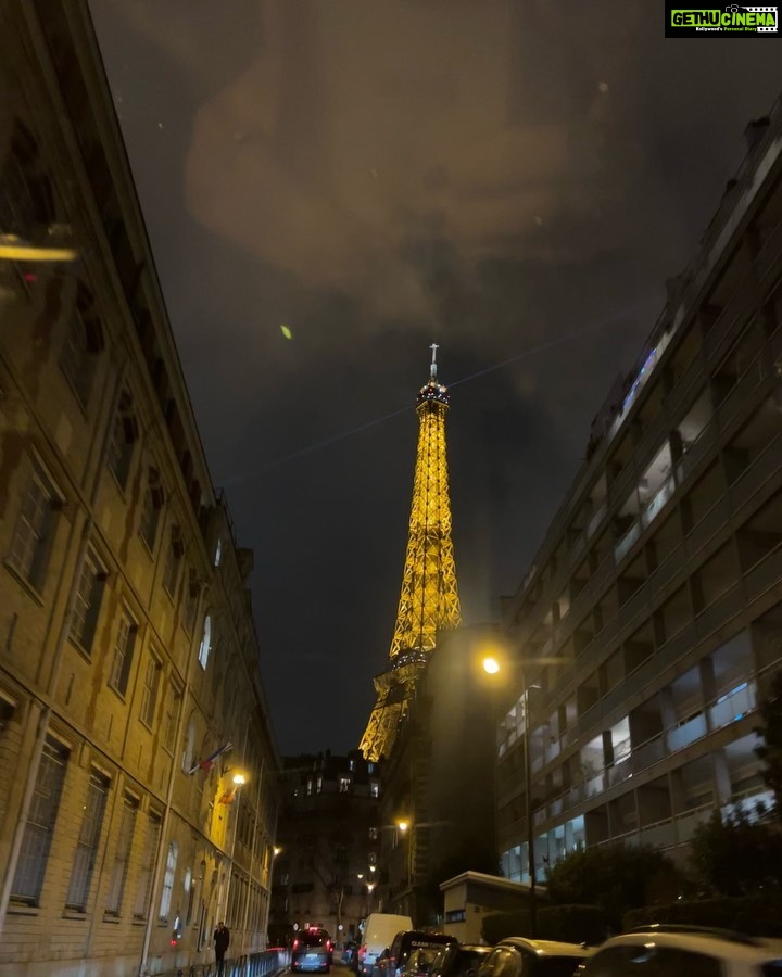 Sayani Gupta Instagram - Perspective #eiffeltower I had a very different romanticism about what is can be, should be and is. But it changed quickly and positively once you come closer… not just in perspective but also in its sheer being and craftsmanship of this piece of architecture and planning. Anyway, more cheesy photos to follow! 🫠Eiffel Tower - Paris, France