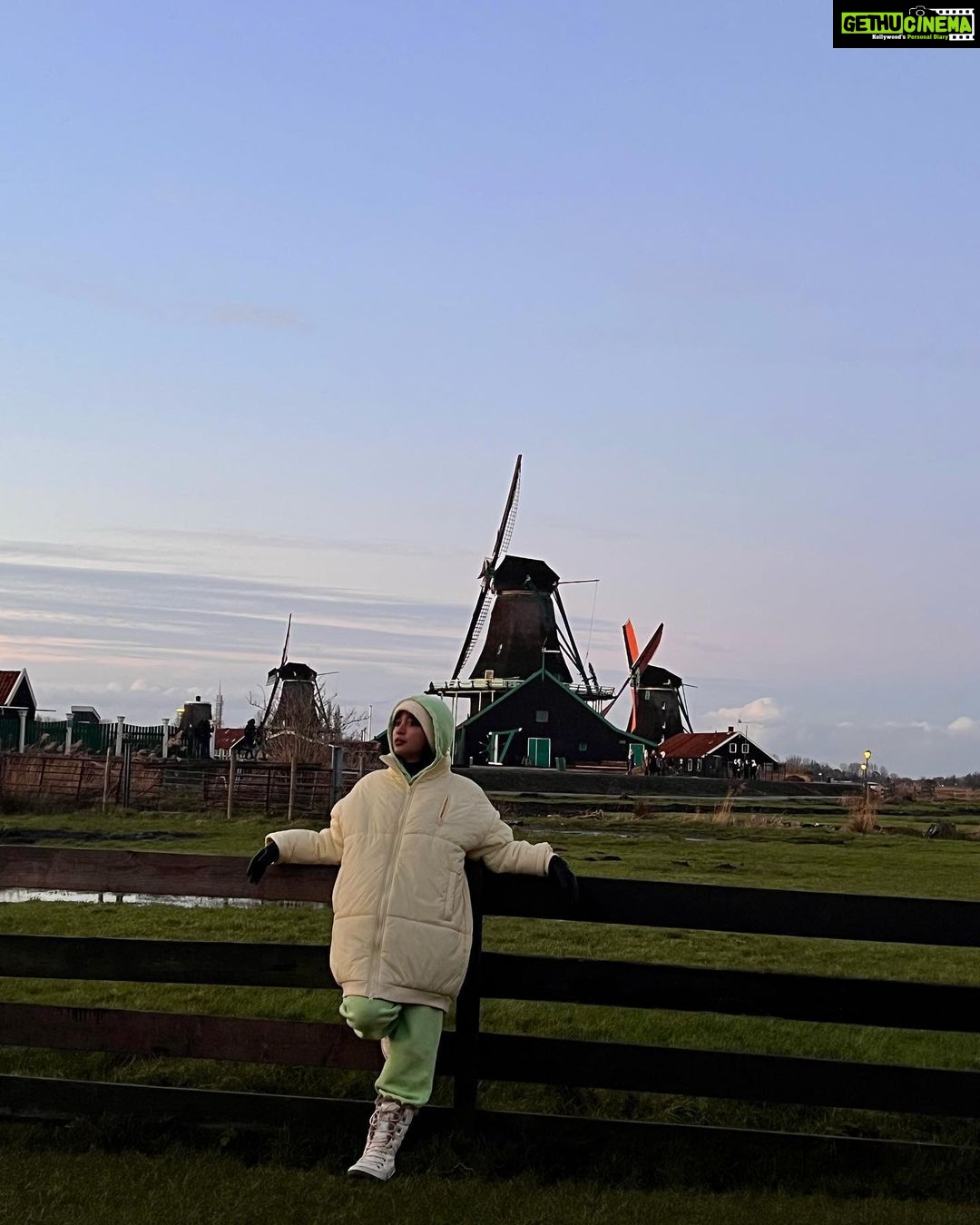 Sayani Gupta Instagram - The prettiest village in the world.. they said. Well, it was even more perfect. #giethoorn is just ððð #zaanseschans ðĶĒð Giethoorn Village Netherlands