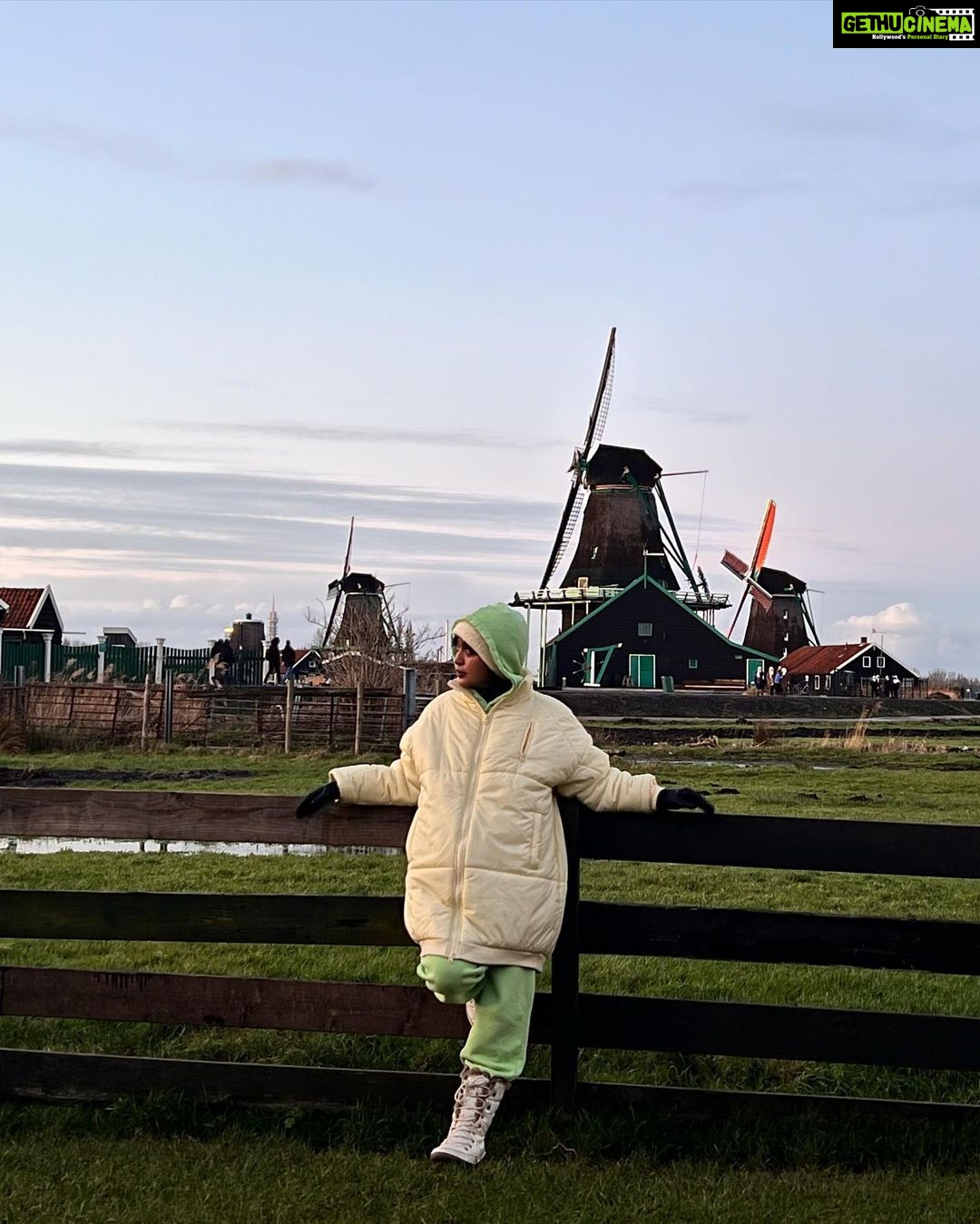 Sayani Gupta Instagram - The prettiest village in the world.. they said. Well, it was even more perfect. #giethoorn is just ððð #zaanseschans ðĶĒð Giethoorn Village Netherlands