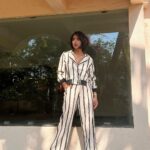 Sayani Gupta Instagram - Roundtable Ready @cnnnews18 And reunited with my babies @eshwarlog @deepalid10 Outfit: @lovebirds.studio Earrings: @houseofjskjewels Necklace: @tanzire.co Rings: @misho_designs Styling: @shreejarajgopal Style team : @dhwanii.jain @yeshadattani Hair Team: @vidushiparashar18 Artist Reputation Management: @raindropalterego