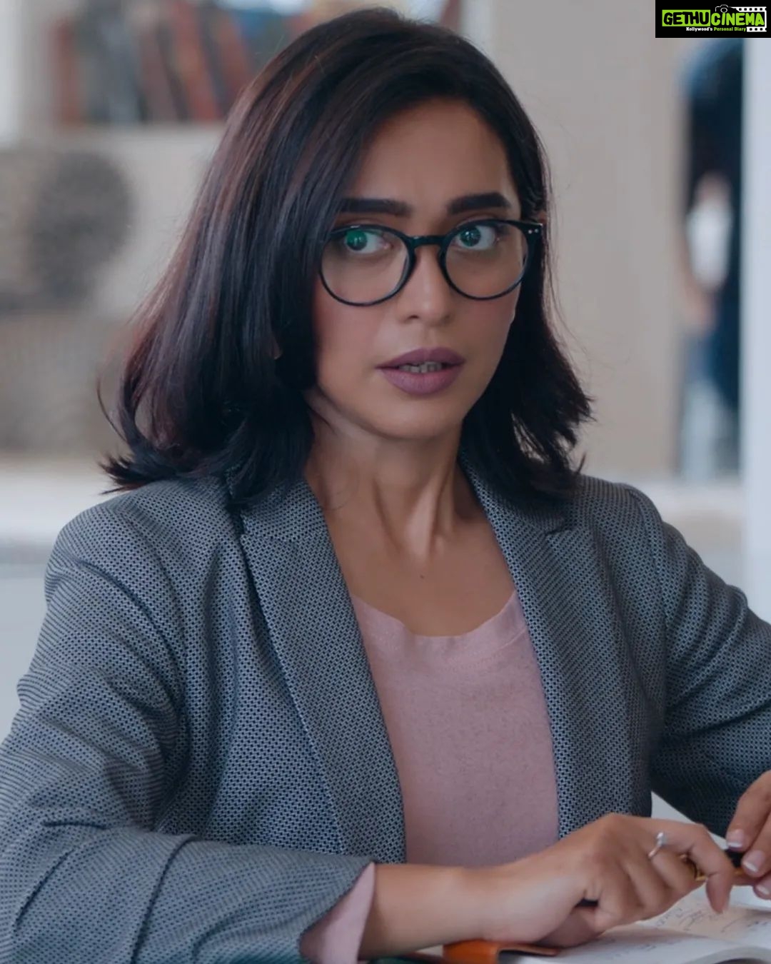 Sayani Gupta Instagram - Damini isn’t perfect, and that’s what makes her real! she has her moments of vulnerability and self-doubt but her fierce and strong determination to speak up for what she believes in no matter what always holds her upright! she loves a little too hard and cares a little too much, she is the best friend one could ask for 💙