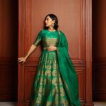 Sayani Gupta Instagram - A Green Wedding 💚 Self Styled and made up with air dried hair 😅 In @payalkhandwala lehanga & jewellery Thank you @elevate_promotions @dhwanii.jain @shreejarajgopal for all the help! 📸 @deepak_guptap_photography