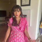 Sayani Gupta Instagram - Audition ready! Sometimes I surprise myself as to how much I love the process of finding a character from the deep unknown! Conversion Rate is marginal but the joy is manifold! @paloshell did hair. Face and outfit by moi 🫠 Ok. 🤞🤞🤞💚💚💚